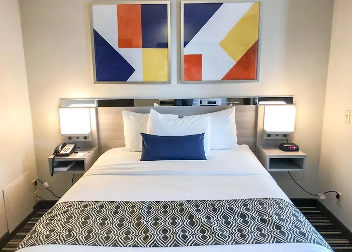 Microtel Inn & Suites By Wyndham Eagan/St Paul