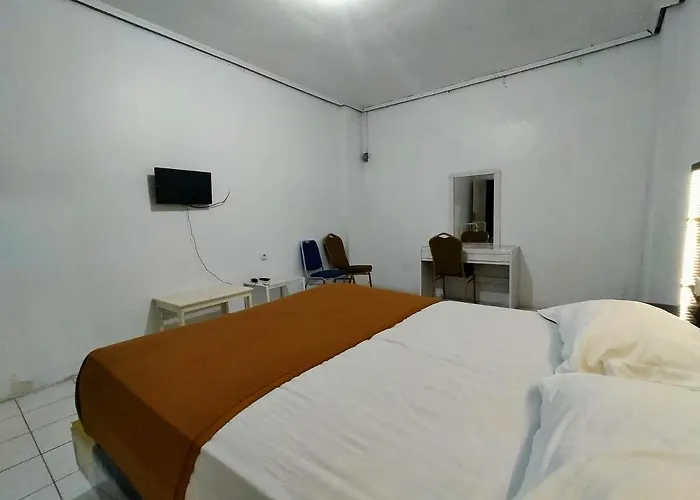 Hotel Nirwana Ternate Redpartner