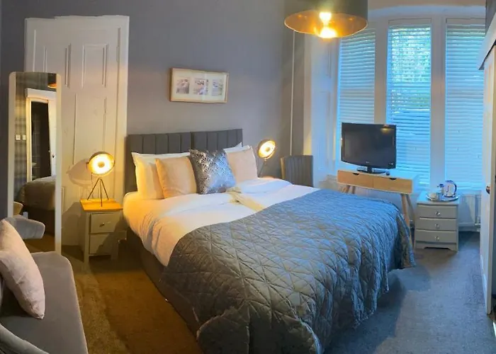 Haylie Hotel
