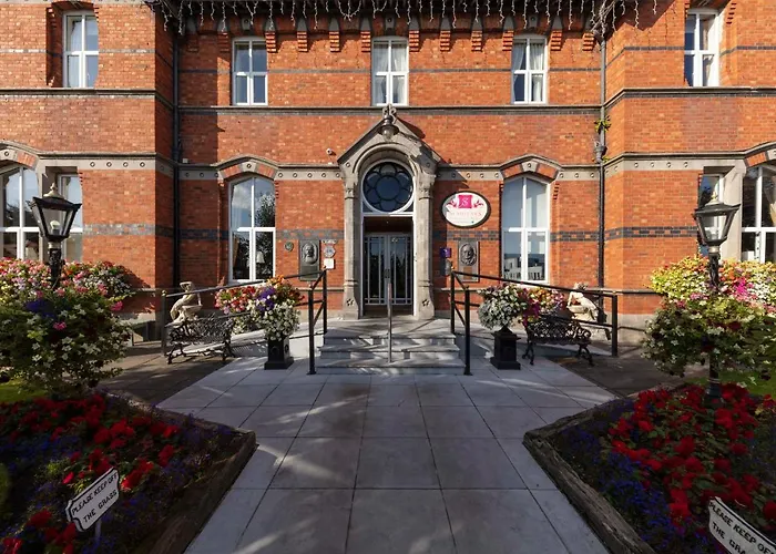 Scholars Townhouse Hotel