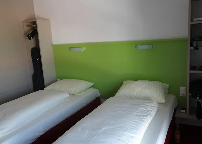 Hotel Wirt im Feld