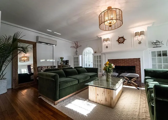 Buttonwood Boutique Hotel