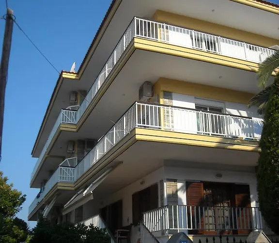 Iris Hotel