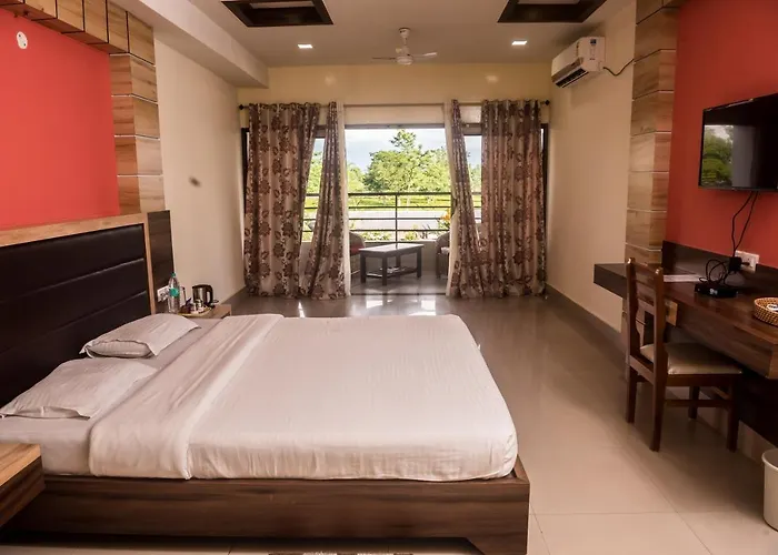 Hotel Aatreyee