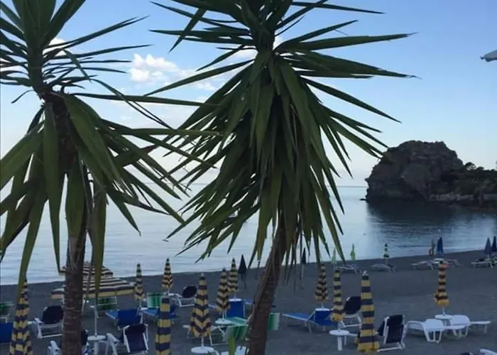 Hotel Ristorante La Scogliera