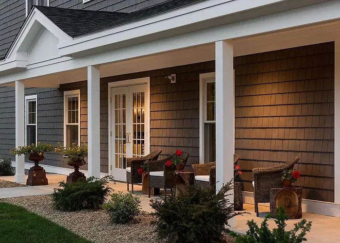 The Grand At Bedford Village Inn