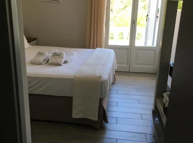 Kochyli Hotel