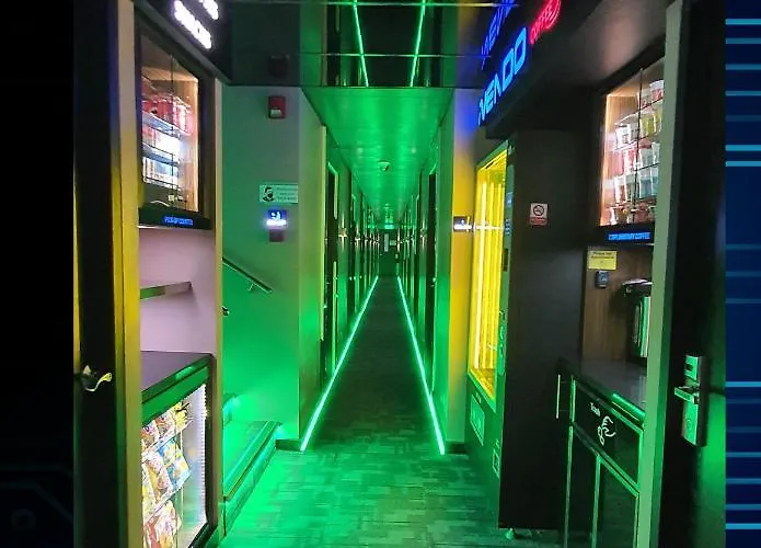 Iotel Luxury Kiosk Hotel
