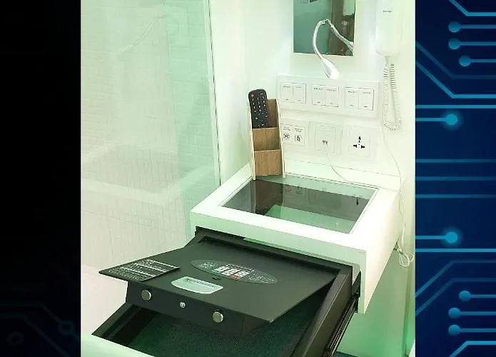 Iotel Luxury Kiosk Hotel