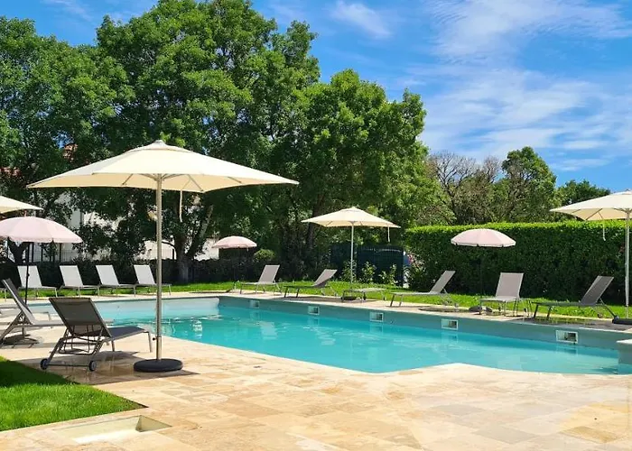 Logis Hotels - Le Bellaroc - Hotel 2 Etoiles Et Restaurant