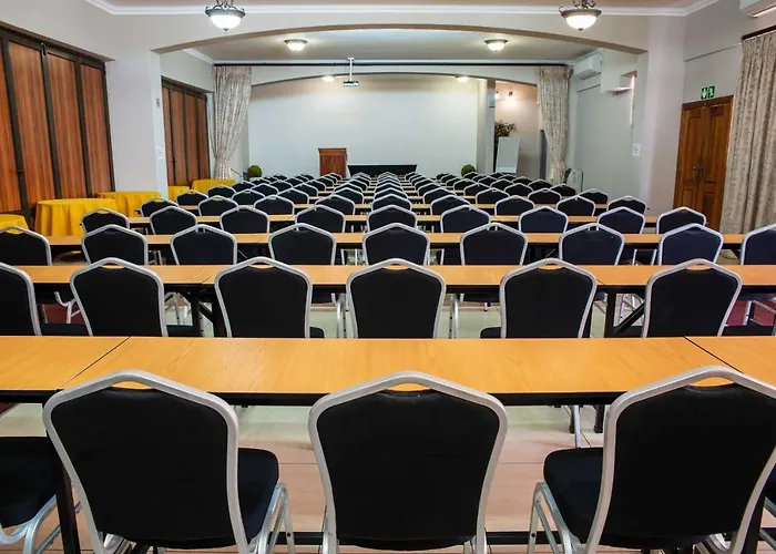 Ngwenya Hotel & Conference Centre