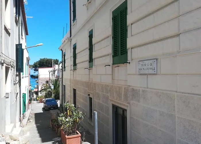 B&B A Due Passi Dal Mare