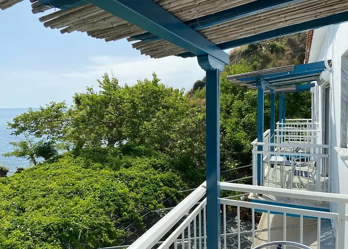 Samothraki Akrogiali Rooms