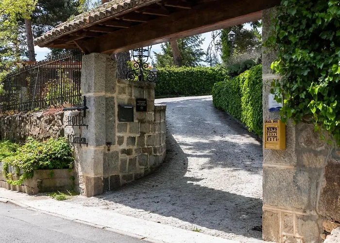 El Torreon De Navacerrada