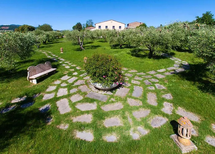 Sovana Hotel & Resort