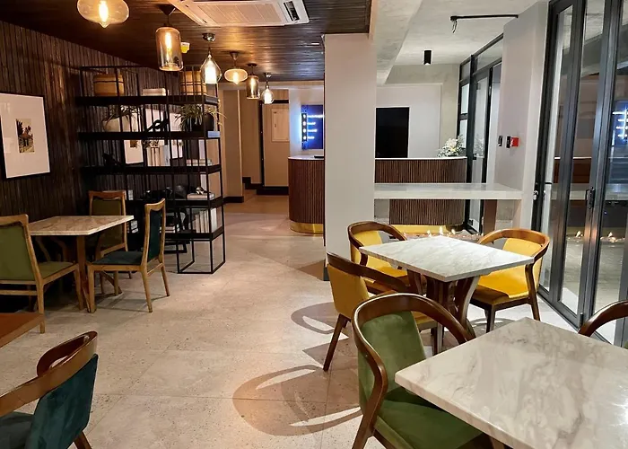 Nare Boutique Hotel