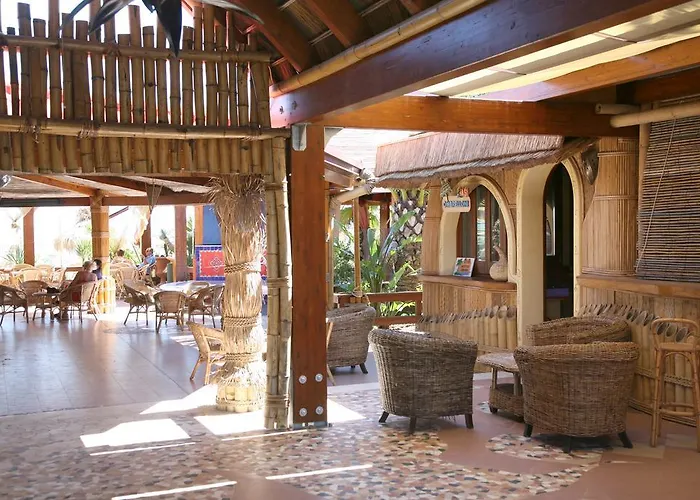 Oasi Beach Hotel