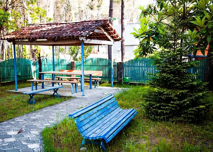 Hotel "Qeti"