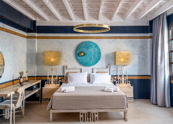 10Gr Boutique Hotel & Wine Bar