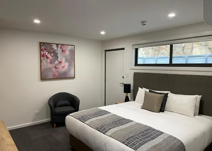 Risdon Brook Hotel