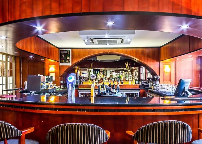 Majestic Five Hotel