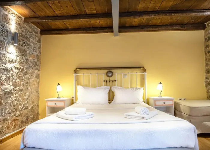Trapela Areopolis, Boutique Hotel