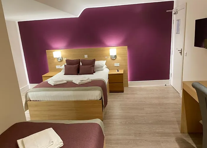 Holtwhites Hotel