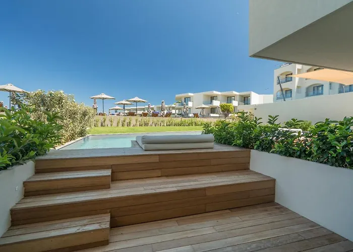 Caravel Suites - Adults Only