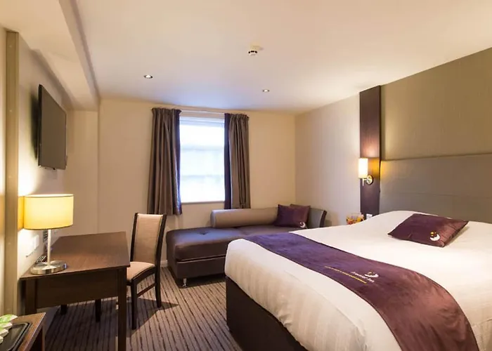 Premier Inn London Kew Bridge