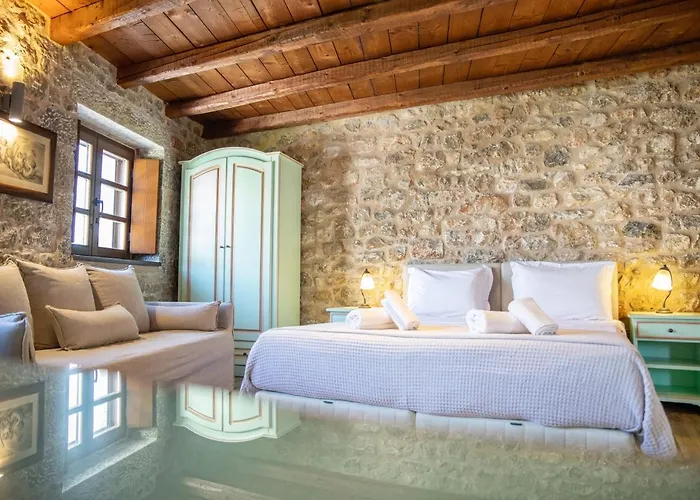 Trapela Areopolis, Boutique Hotel