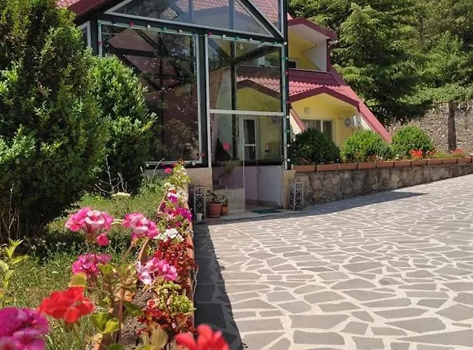 Ecorest - Likani Palace Borjomi