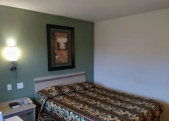 Red Carpet Inn Louisville North -Jeffersonville In