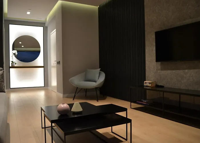 Artnest Boutique Hotel & Suites