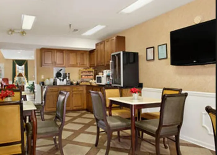 Baymont By Wyndham Roanoke Rapids