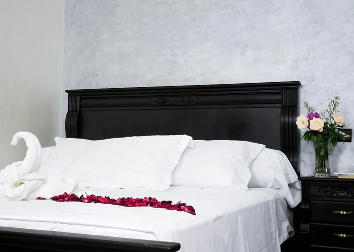 Ayouz House Hotel