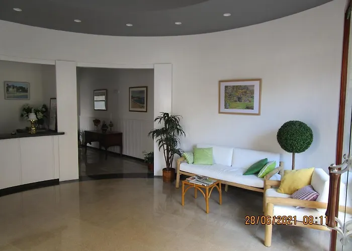 Hotel Apartaments Gesoria Porta Ferrada