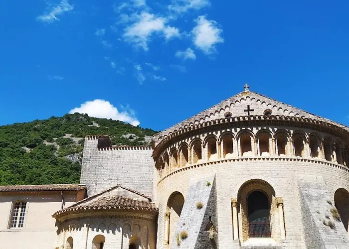 Au Bord Du Verdus Saint-Guilhem-le-Desert