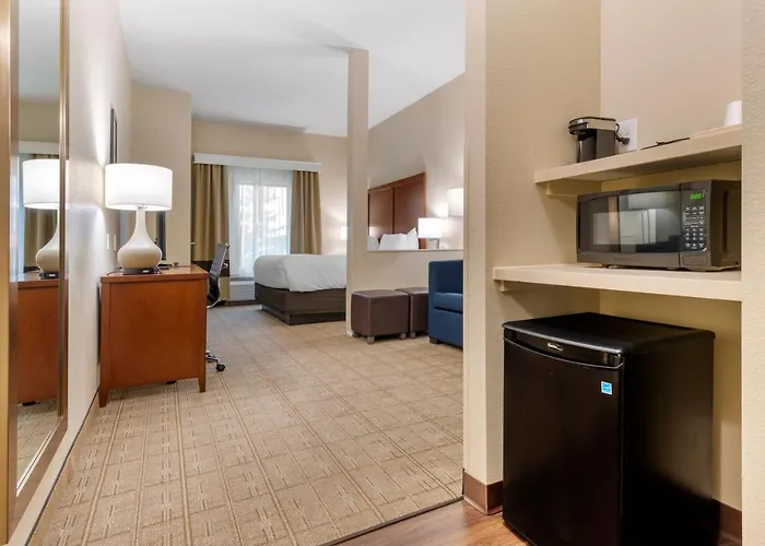 Comfort Inn & Suites North Mankato