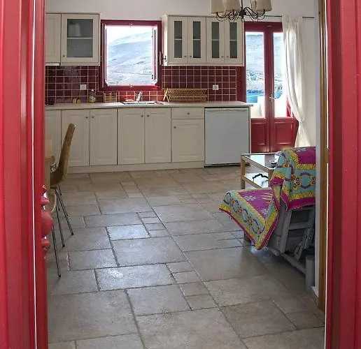 Asvestoti Maisonettes Red House
