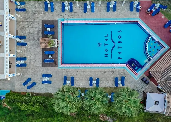 Hotel Petros