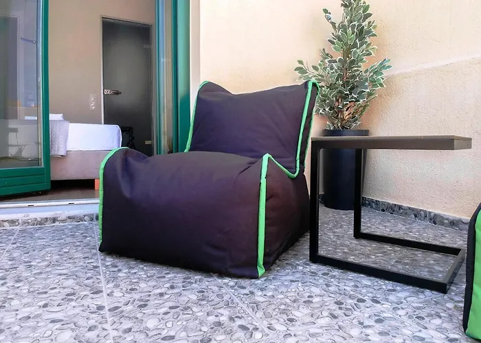Ink Hotels Phos