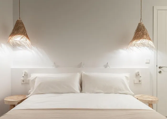 S'Enclova Petit Hotel