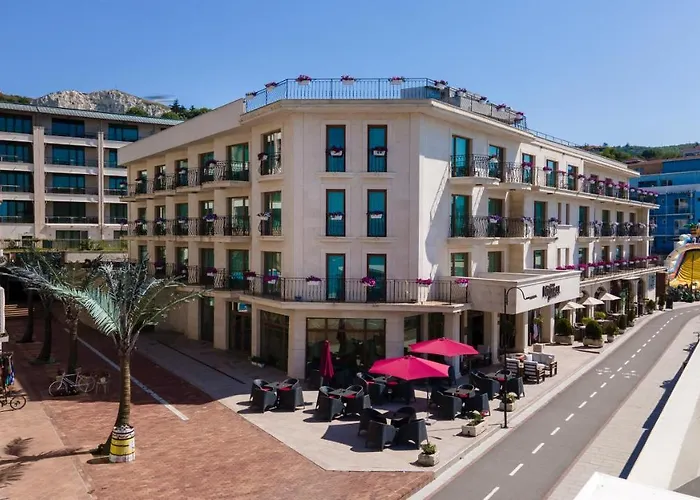 Hotel Mistral