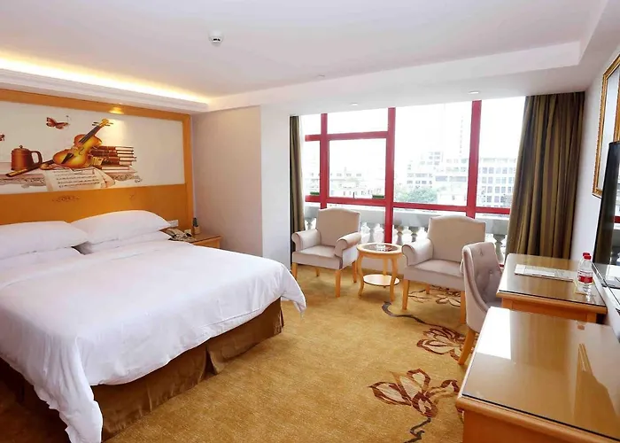 Vienna Hotel Zhongshan West District
