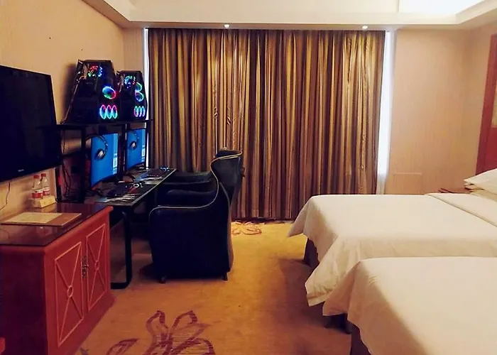Vienna Hotel Xinjiang Yining Shanghai City