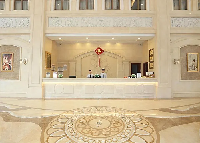 Vienna Hotel Shantou Longhu South Taishan Road