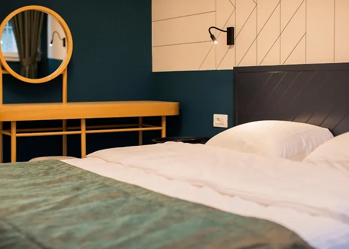 Benelux Hotel