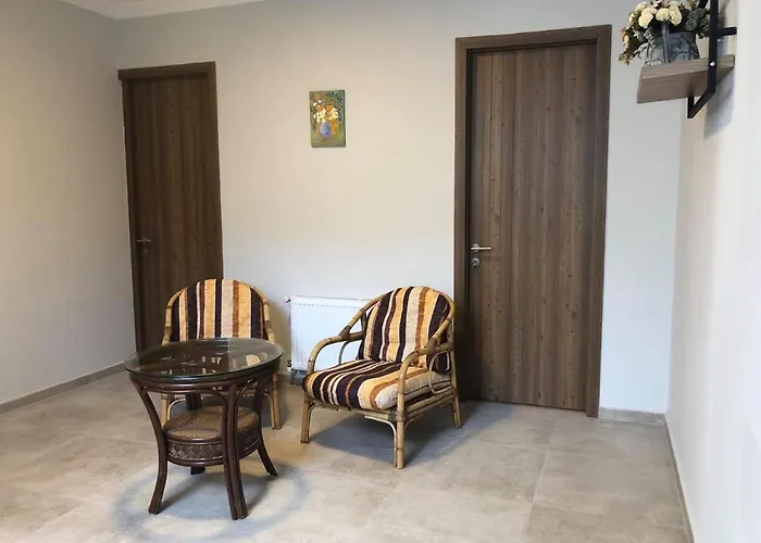 Chaki Hotel
