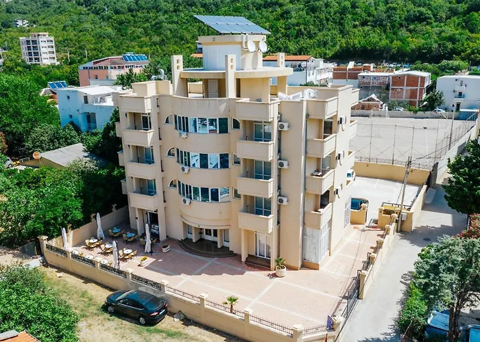 Hotel Dana