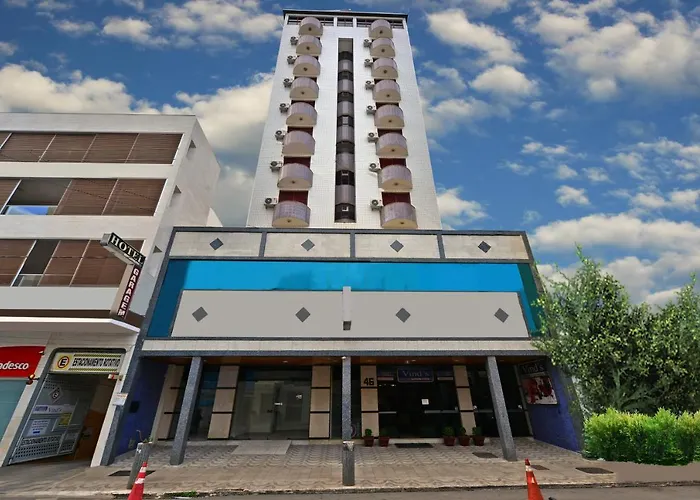 Vinds Plaza Hotel